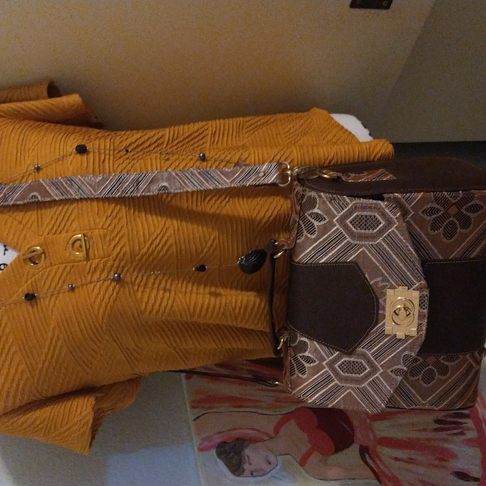 Nwot Large Brown Casual Thread Designer Inspired … - image 2